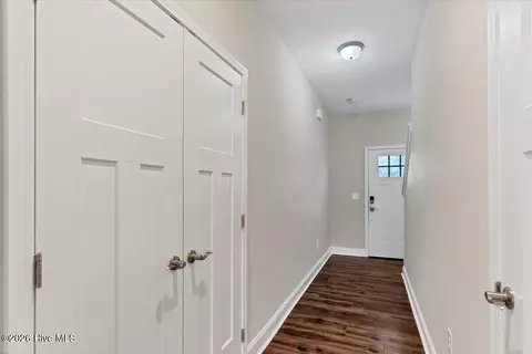 Entry Way - 175 W New England Ave, Pinebluff, NC 28373 photo 3 of 9