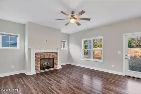 Living - 175 W New England Ave, Pinebluff, NC 28373 photo 1 of 5