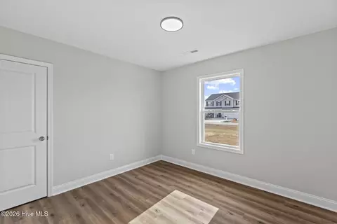 Bedroom - 3030 Falcon Ct, Deep Run, NC 28525 photo 4 of 6