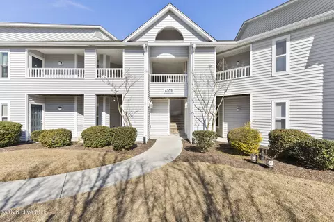 4103 Breezewood Dr #104, Wilmington, NC 28412