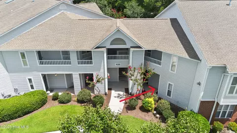 4103 Breezewood Dr #104, Wilmington, NC 28412
