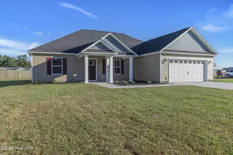 3028 Condor Ct, Deep Run, NC 28525