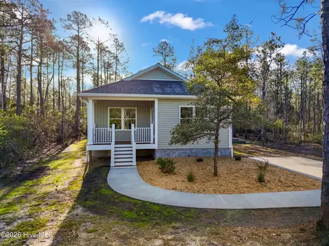 356 Drayton Rd, Southport, NC 28461