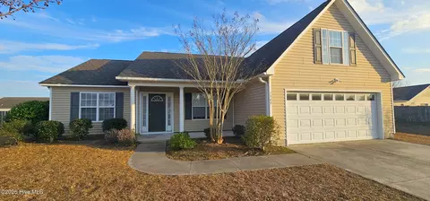 7345 Walking Horse Ct, Wilmington, NC 28411