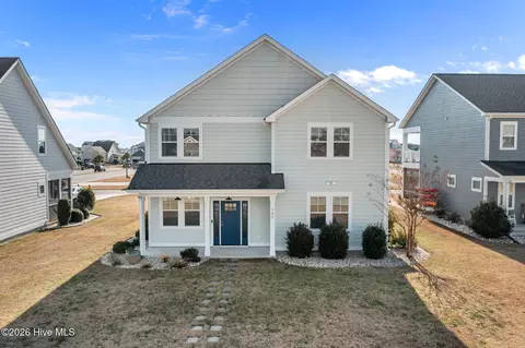 102 Bogue Harbor Ct, Newport, NC 28570