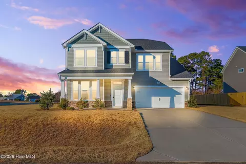13 Knotty Pine Ln, Clayton, NC 27520