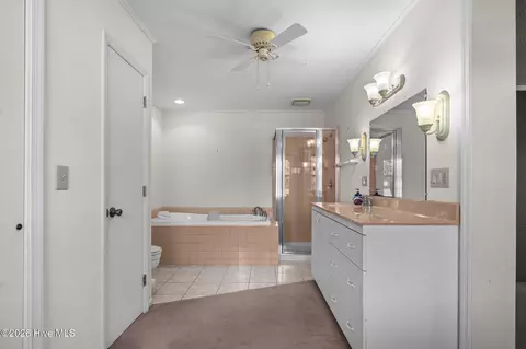 Bath - 630 Seashore Dr, Atlantic, NC 28511 photo 5 of 7