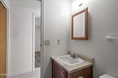 Bath - 630 Seashore Dr, Atlantic, NC 28511 photo 7 of 7