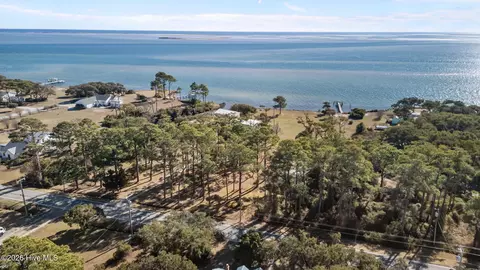 View/Area - 630 Seashore Dr, Atlantic, NC 28511 photo 13 of 17
