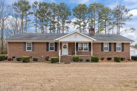 1101 Forlines Rd, Winterville, NC 28590