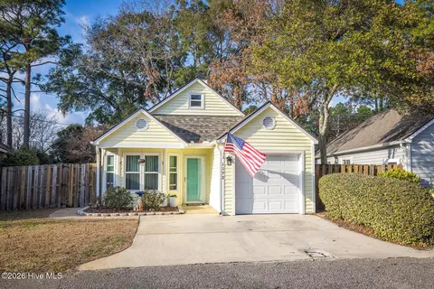 1172 Shipyard Blvd, Wilmington, NC 28412