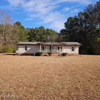 469 A I Taylor Rd, Richlands, NC 28574