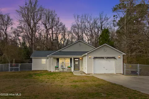 106 Cobalt Stream Ct, Jacksonville, NC 28546