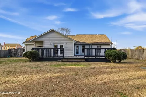 Exterior - 103 Hunt Dr, Hubert, NC 28539 photo 6 of 6