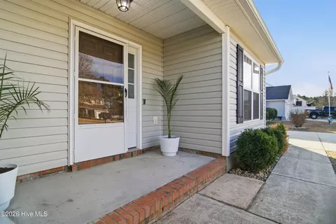 Exterior - 103 Hunt Dr, Hubert, NC 28539 photo 1 of 6