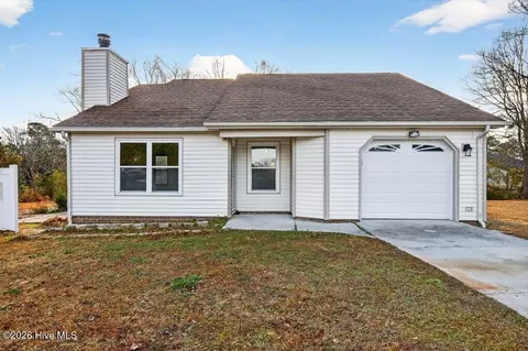 508 Sunrise Walk, Newport, NC 28570