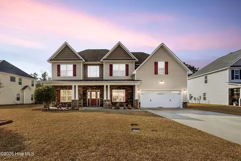 827 Solomon Dr, Jacksonville, NC 28546