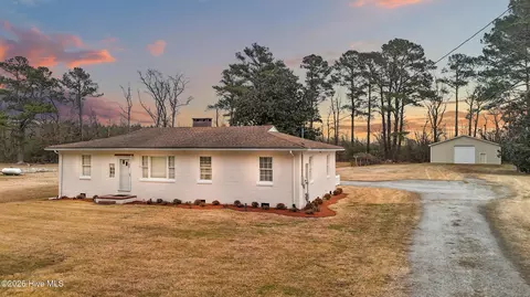 680 Body Rd, Elizabeth City, NC 27909