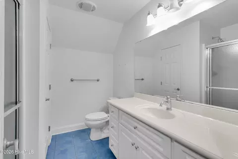Bath - 116 Arbon Ln, New Bern, NC 28562 photo 6 of 6