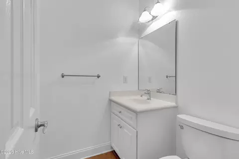 Bath - 116 Arbon Ln, New Bern, NC 28562 photo 4 of 6