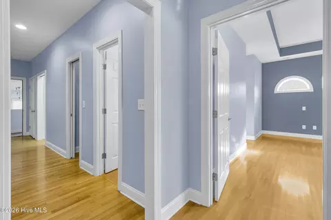 Entry Way - 116 Arbon Ln, New Bern, NC 28562 photo 2 of 4