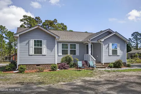 1053 Springdale Rd, Southport, NC 28461