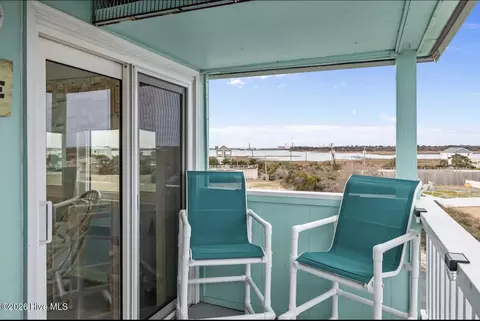 301 Commerce Way #301, Atlantic Beach, NC 28512
