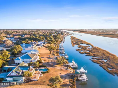 338 Olde Point Loop, Hampstead, NC 28443 photo 9
