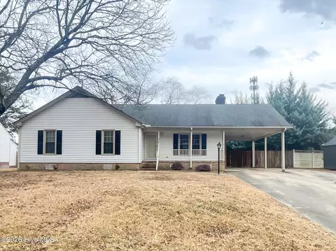 406 Hawthorne Ln W, Wilson, NC 27893