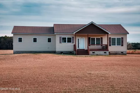 400 Whitehouse Fork Rd, Peletier, NC 28584