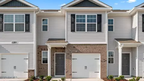 3501 Sedge Dr #6, Winterville, NC 28590