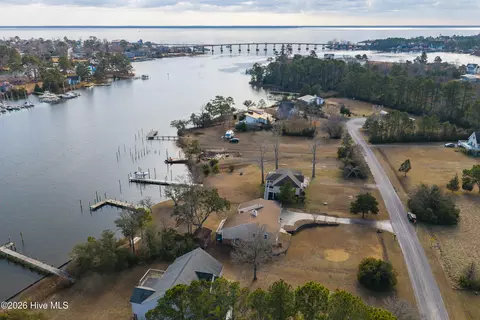 9209 Hornigold Ave, Oriental, NC 28571