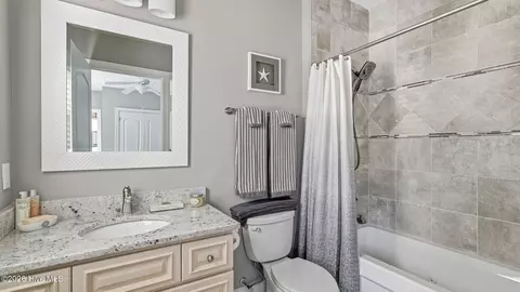 Bath - 80 Eldorado Ln, Pinehurst, NC 28374 photo 3 of 5