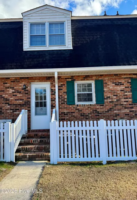 6000 River Rd #19, Washington, NC 27889