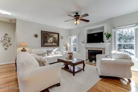 173 Mae Dr, Hampstead, NC 28443 photo 4