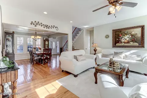 173 Mae Dr, Hampstead, NC 28443 photo 5