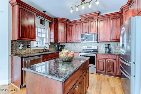 173 Mae Dr, Hampstead, NC 28443 photo 9