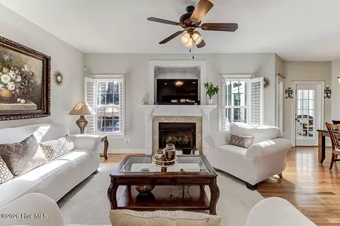 173 Mae Dr, Hampstead, NC 28443 photo 3