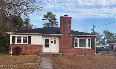 611 Madison Ave, Kinston, NC 28501