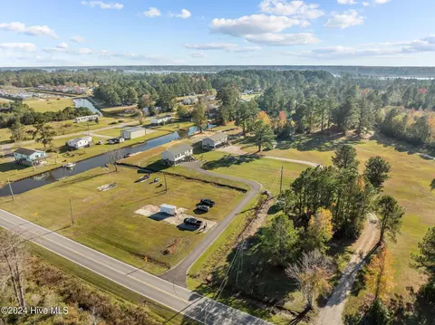 View/Area - 1134 Whichards Beach Rd, Chocowinity, NC 27817 photo 1 of 9