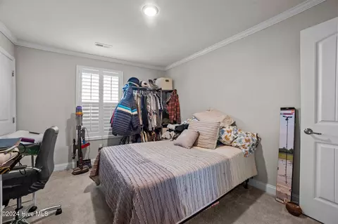 Bedroom - 1134 Whichards Beach Rd, Chocowinity, NC 27817 photo 6 of 7