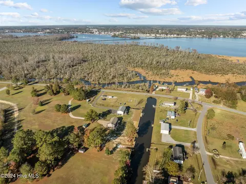 View/Area - 1134 Whichards Beach Rd, Chocowinity, NC 27817 photo 5 of 9