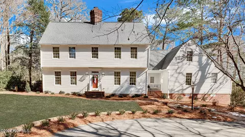 107 Robin Rd, Greenville, NC 27858