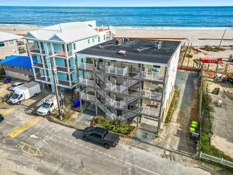 1812 Canal Dr #6, Carolina Beach, NC 28428