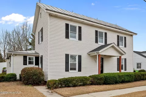 186 Cooper St, Winterville, NC 28590
