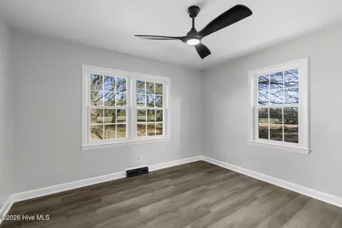 Bedroom - 282 Richlands Loop Rd, Richlands, NC 28574 photo 1 of 1