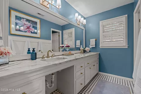 Bath - 135 Merion Cir, Pinehurst, NC 28374 photo 1 of 3