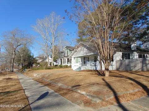 112 E Washington St, Nashville, NC 27856