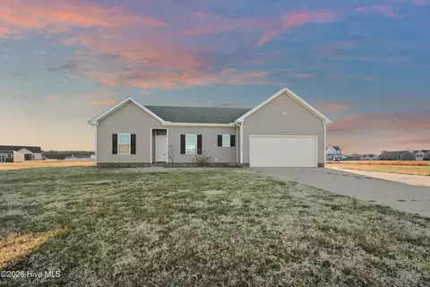 108 Cape Fear Dr, Shawboro, NC 27973
