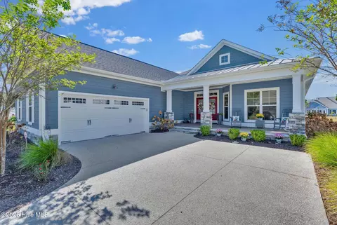 2158 Palm Pointe NE, Leland, NC 28451